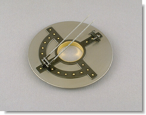 Hard disk bezel reverse